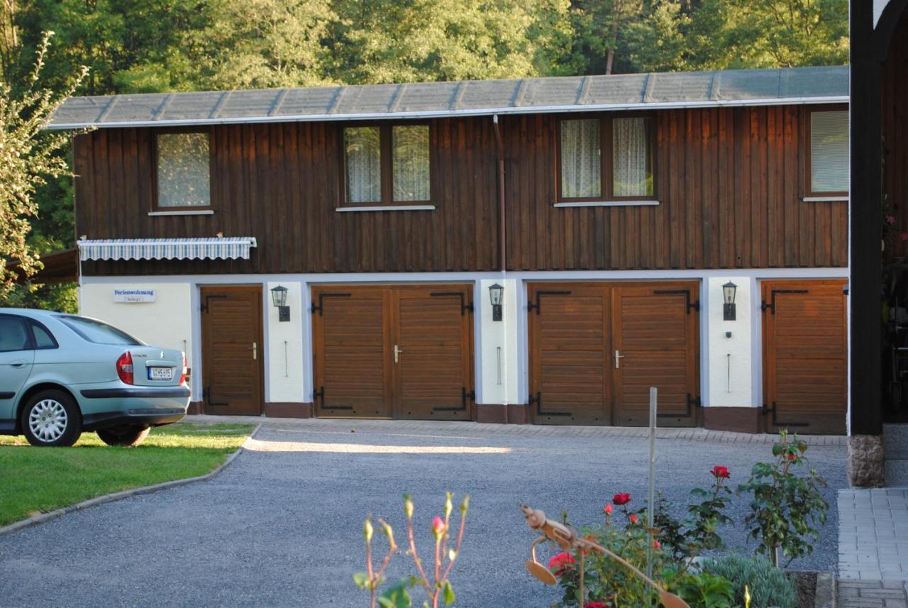 Fewo An Der Klosterruine Paulinzella Mit Kostenfreien Parkplatz Und Wlan Εξωτερικό φωτογραφία